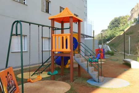 Apartamento à venda com 32m², 2 quartos e sem vagaÁrea comum - Playground