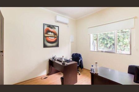 Casa à venda com 5 quartos, 200m² em Vila Mariana, São Paulo
