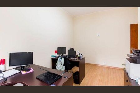 Casa à venda com 5 quartos, 200m² em Vila Mariana, São Paulo