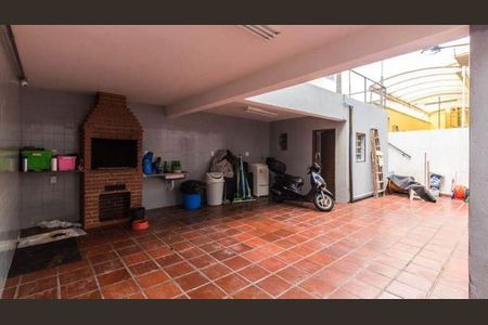 Casa à venda com 200m², 5 quartos e 5 vagas