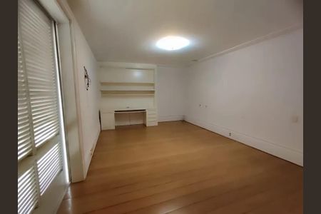 Casa para alugar com 104m², 3 quartos e 1 vaga