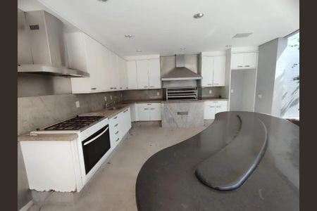Casa para alugar com 104m², 3 quartos e 1 vaga