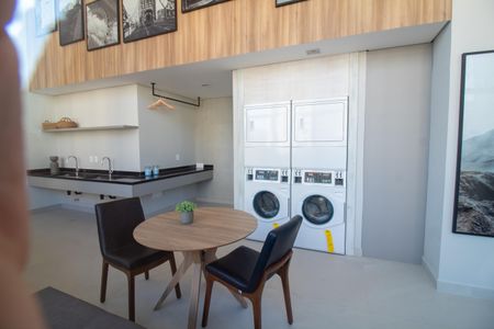 Studio para alugar com 25m², 1 quarto e sem vaga Studio para alugar com 25m², 1 quarto e sem vagaÁrea comum - Lavanderia