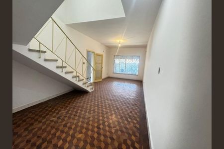 Casa à venda com 135m², 2 quartos e 2 vagas Casa à venda com 135m², 2 quartos e 2 vagasFoto 05