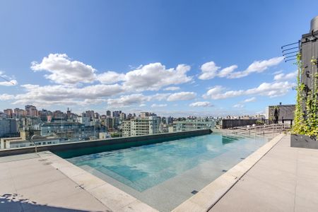 Apartamento à venda com 62m², 2 quartos e 1 vaga Apartamento à venda com 62m², 2 quartos e 1 vagaÁrea comum - Piscina