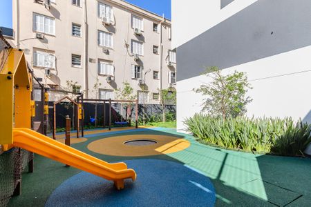 Apartamento à venda com 62m², 2 quartos e 1 vaga Apartamento à venda com 62m², 2 quartos e 1 vagaÁrea comum - Playground