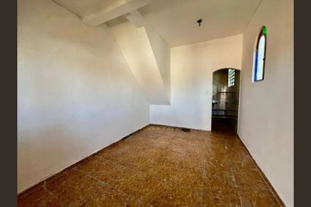 Casa para alugar com 1 quarto, 50m² em Santa Mônica, Belo Horizonte