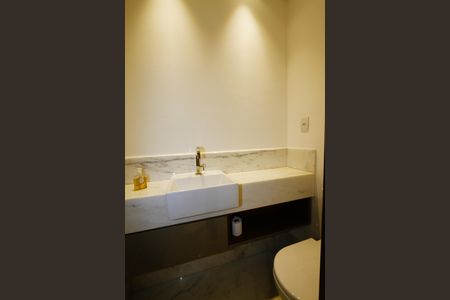Lavabo de apartamento para alugar com 3 quartos, 155m² em Castelo, Belo Horizonte
