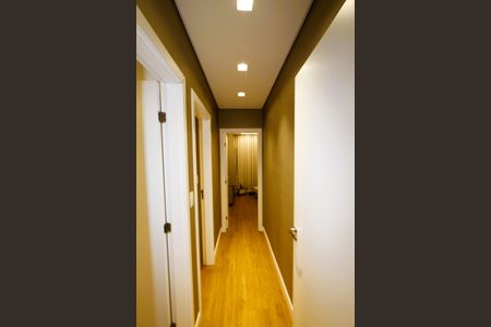 Apartamento à venda com 155m², 3 quartos e 4 vagasCorredor