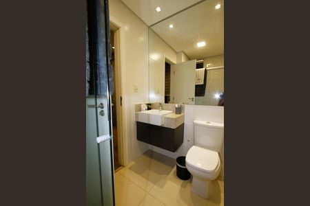 Apartamento à venda com 155m², 3 quartos e 4 vagasBanheiro da Suíte 1