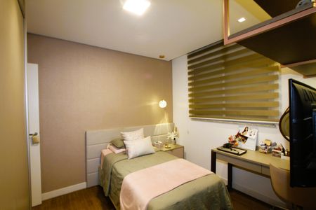 Apartamento à venda com 155m², 3 quartos e 4 vagasSuíte 2