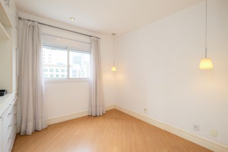 Quarto 1 de apartamento à venda com 4 quartos, 125m² em Vila Olímpia, São Paulo