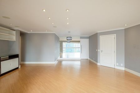 Sala de apartamento à venda com 4 quartos, 125m² em Vila Olímpia, São Paulo