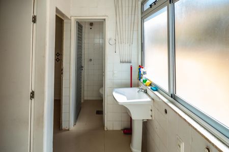 Apartamento à venda com 134m², 3 quartos e 1 vagaÁrea de Serviço