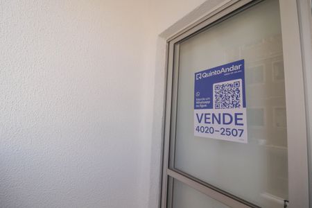 Apartamento à venda com 58m², 2 quartos e 1 vaga Apartamento à venda com 58m², 2 quartos e 1 vagaPlaca