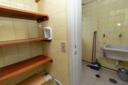 Apartamento para alugar com 70m², 2 quartos e 1 vaga Apartamento para alugar com 70m², 2 quartos e 1 vagaDespensa