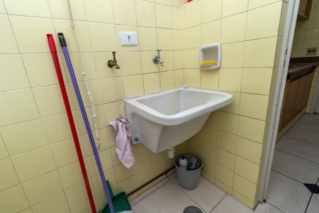 Apartamento para alugar com 70m², 2 quartos e 1 vaga Apartamento para alugar com 70m², 2 quartos e 1 vagaÁrea de Serviço