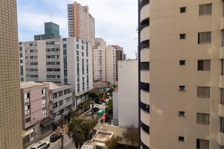 Apartamento para alugar com 70m², 2 quartos e 1 vaga Apartamento para alugar com 70m², 2 quartos e 1 vagaVista da Janela do Quarto 2