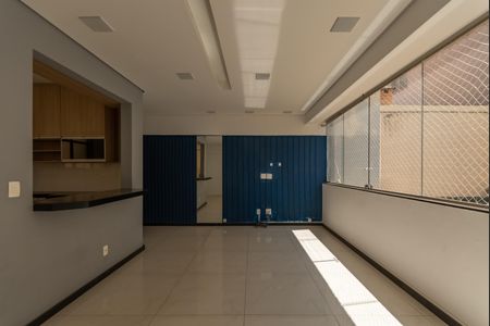 Sala de apartamento para alugar com 3 quartos, 90m² em Ouro Preto, Belo Horizonte