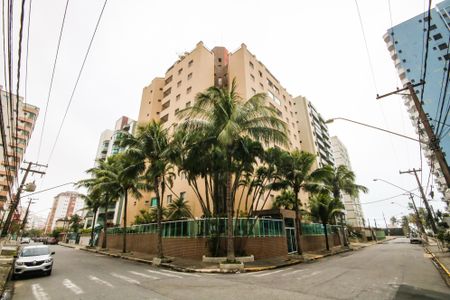 Apartamento para alugar com 77m², 2 quartos e 1 vaga Apartamento para alugar com 77m², 2 quartos e 1 vagaFachada