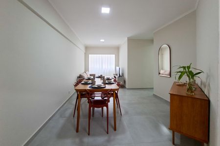 Sala de apartamento para alugar com 3 quartos, 77m² em Vila Tupi, Praia Grande