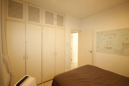Apartamento à venda com 105m², 3 quartos e 1 vagaQuarto 2