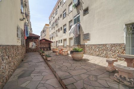 Apartamento à venda com 32m², 1 quarto e sem vagaÁrea comum