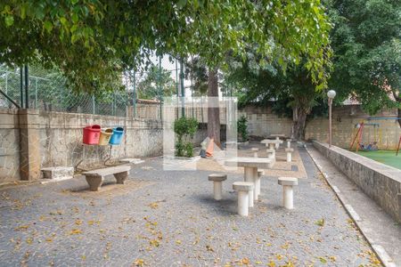 Apartamento à venda com 57m², 2 quartos e 1 vagaÁrea comum