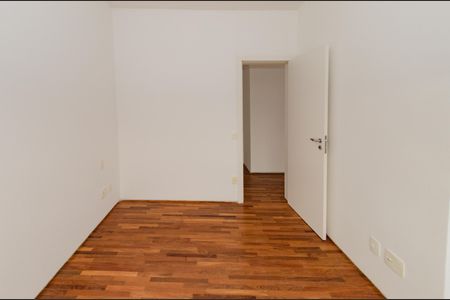 Apartamento à venda com 275m², 4 quartos e 3 vagas Apartamento à venda com 275m², 4 quartos e 3 vagasQuarto 1