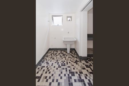 Apartamento à venda com 275m², 4 quartos e 3 vagas Apartamento à venda com 275m², 4 quartos e 3 vagasÁrea de serviço