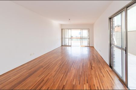 Apartamento à venda com 275m², 4 quartos e 3 vagas Apartamento à venda com 275m², 4 quartos e 3 vagasSala