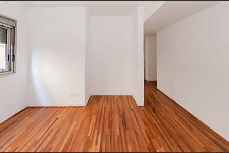 Apartamento à venda com 275m², 4 quartos e 3 vagas Apartamento à venda com 275m², 4 quartos e 3 vagasSala 2