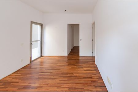 Apartamento à venda com 275m², 4 quartos e 3 vagas Apartamento à venda com 275m², 4 quartos e 3 vagasSuíte 2