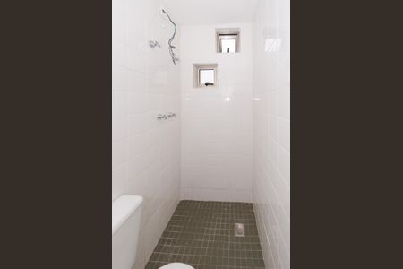 Apartamento à venda com 275m², 4 quartos e 3 vagas Apartamento à venda com 275m², 4 quartos e 3 vagasBanheiro de serviço