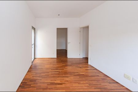 Apartamento à venda com 275m², 4 quartos e 3 vagas Apartamento à venda com 275m², 4 quartos e 3 vagasSuíte 2