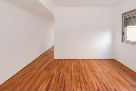 Apartamento à venda com 275m², 4 quartos e 3 vagas Apartamento à venda com 275m², 4 quartos e 3 vagasSala 2