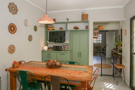 Casa à venda com 120m², 3 quartos e 1 vaga Casa à venda com 120m², 3 quartos e 1 vagaCopa e Cozinha