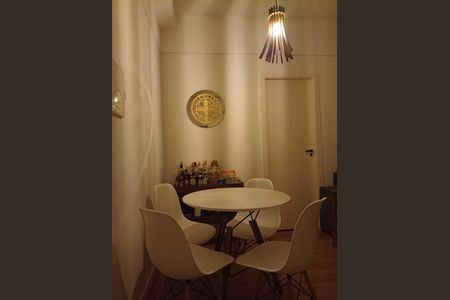 Cozinha de apartamento para alugar com 1 quarto, 44m² em Granja Viana, Cotia
