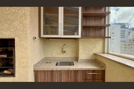 Apartamento para alugar com 97m², 2 quartos e 1 vaga Apartamento para alugar com 97m², 2 quartos e 1 vagaChurrasqueira