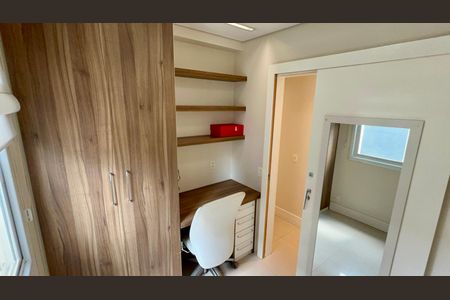 Apartamento para alugar com 97m², 2 quartos e 1 vaga Apartamento para alugar com 97m², 2 quartos e 1 vagaQuarto