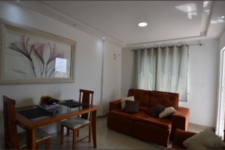 Apartamento para alugar com 61m², 2 quartos e 1 vagaSala