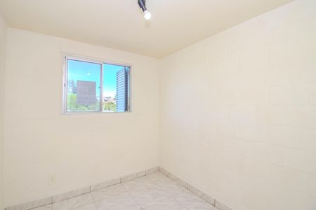 Quarto 2 de apartamento para alugar com 2 quartos, 43m² em Rubem Berta, Porto Alegre