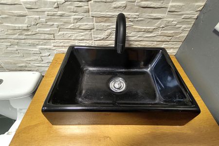 Apartamento para alugar com 69m², 2 quartos e 1 vagaBanheiro - Pia