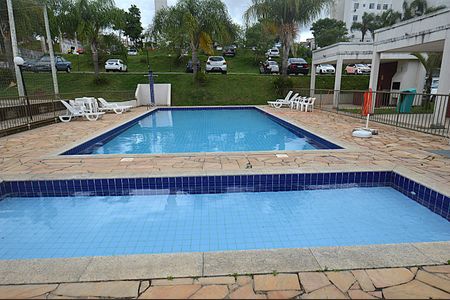 Apartamento para alugar com 69m², 2 quartos e 1 vagaÁrea comum - Piscina