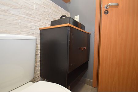 Apartamento para alugar com 69m², 2 quartos e 1 vagaBanheiro 