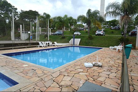 Apartamento para alugar com 69m², 2 quartos e 1 vagaÁrea comum - Piscina