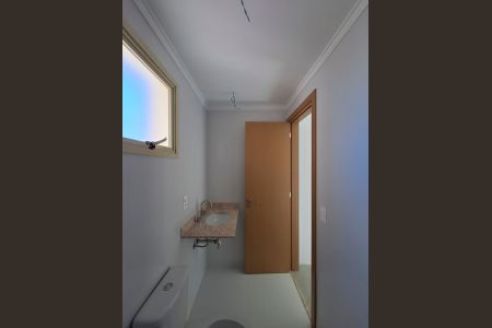 Apartamento à venda com 66m², 2 quartos e 1 vaga Apartamento à venda com 66m², 2 quartos e 1 vagaBanheiro da Suíte 2