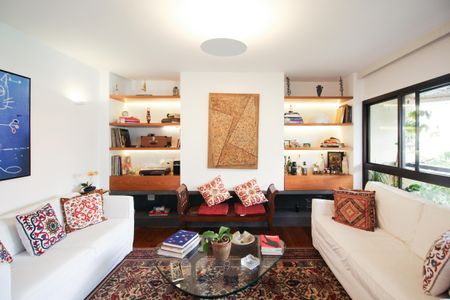 Apartamento à venda com 192m², 3 quartos e 3 vagasSala 1
