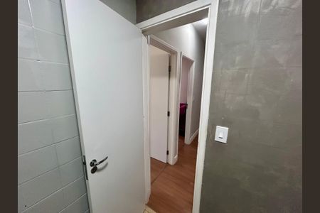 Apartamento à venda com 66m², 2 quartos e 1 vaga Apartamento à venda com 66m², 2 quartos e 1 vagaBanheiro