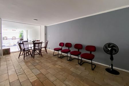 Apartamento à venda com 79m², 2 quartos e 1 vagaÁrea comum